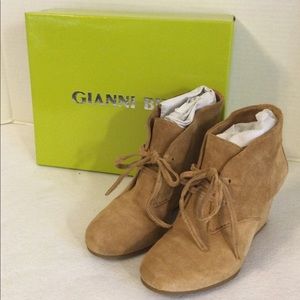 Gianni Bini Karrylynn booties sz 8 in chestnut